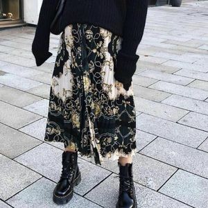 Zara Black and Gold Patterned Midi Skirt